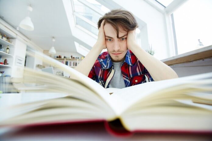 Perdiamo intelligenza: è declino cognitivo